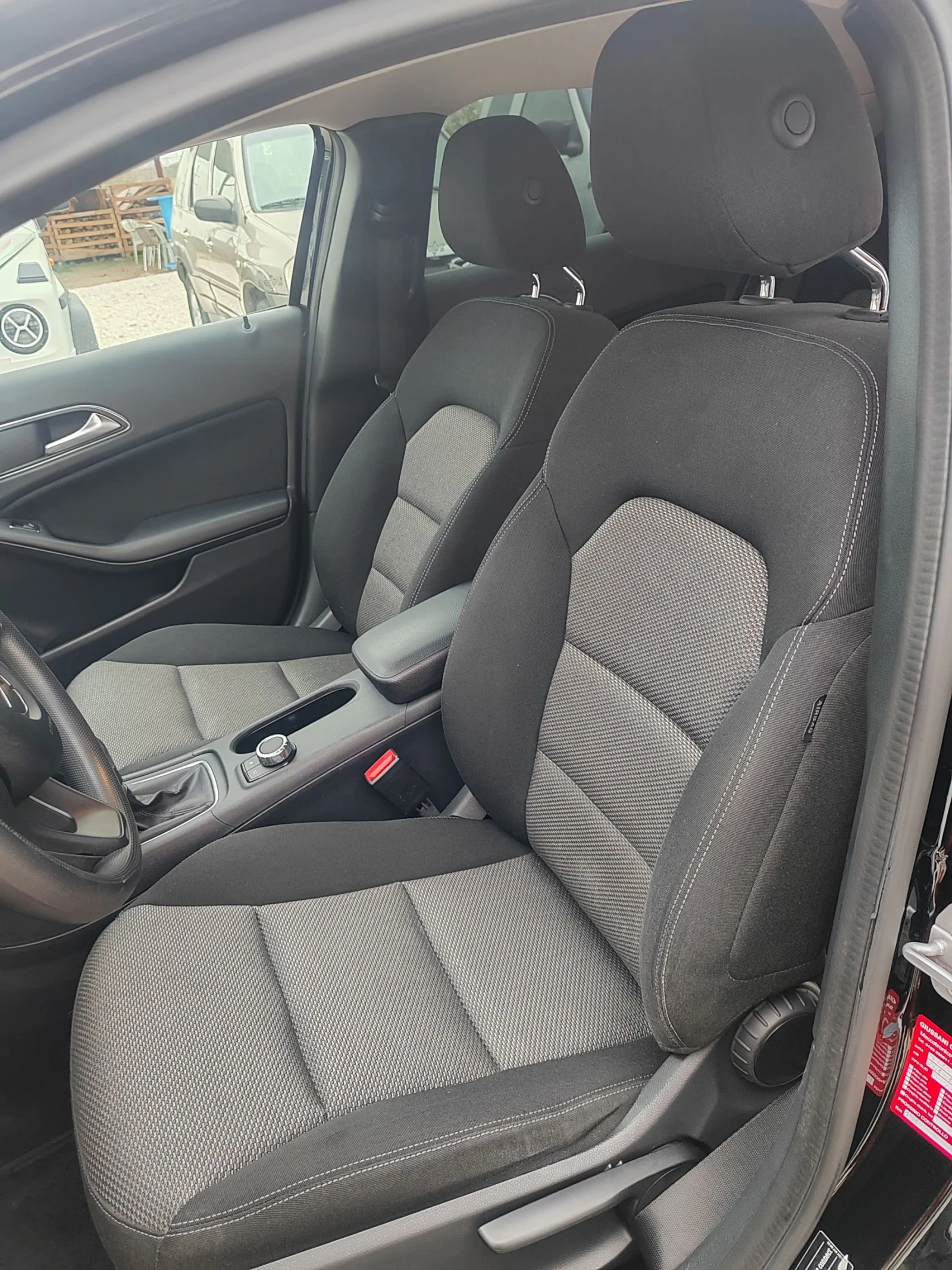 Mercedes-Benz GLA 180 1.5, 109. | Mobile.bg   9