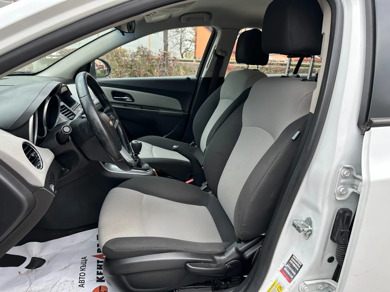 Chevrolet Cruze 1.8i 141 к.с. Газ/бензин - изображение 9