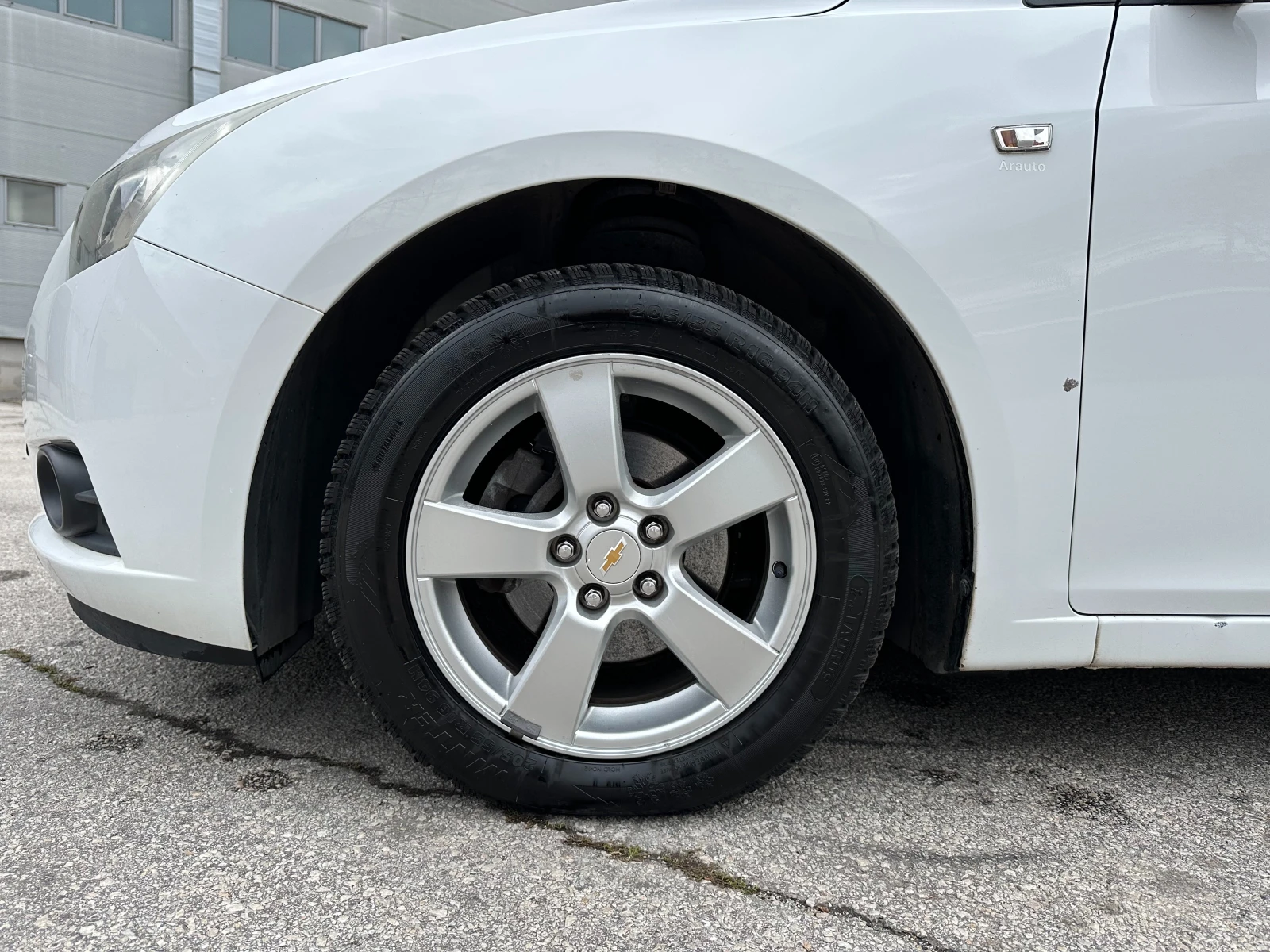 Chevrolet Cruze 1.8i 141 к.с. Газ/бензин - изображение 8