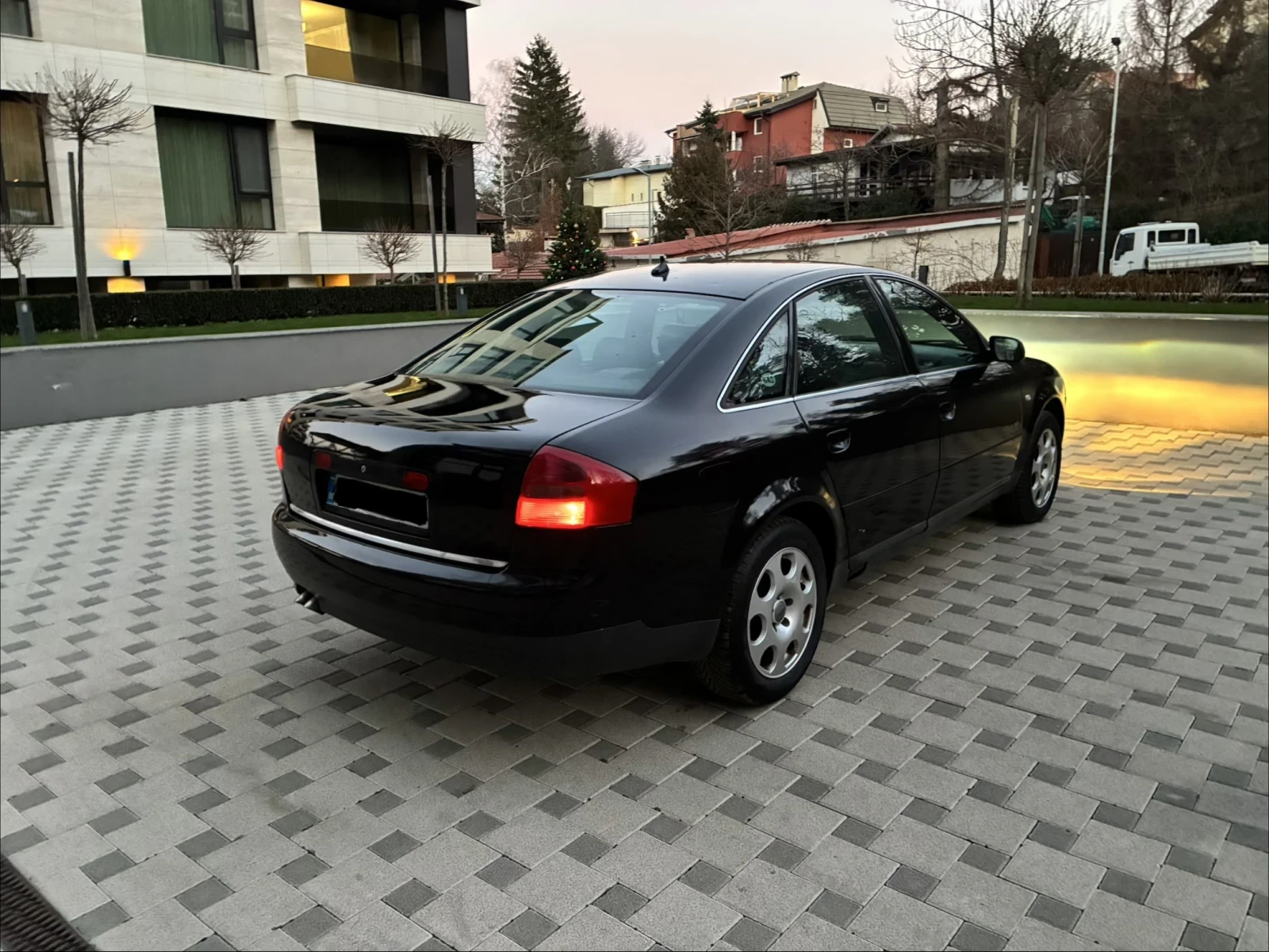 Audi A6 1.9TDi - изображение 2