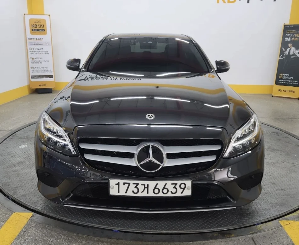 Mercedes-Benz C 200 AMG* PACK* ПОДГРЕВ* КАМЕРА* КЕЙЛЕС*  - изображение 5