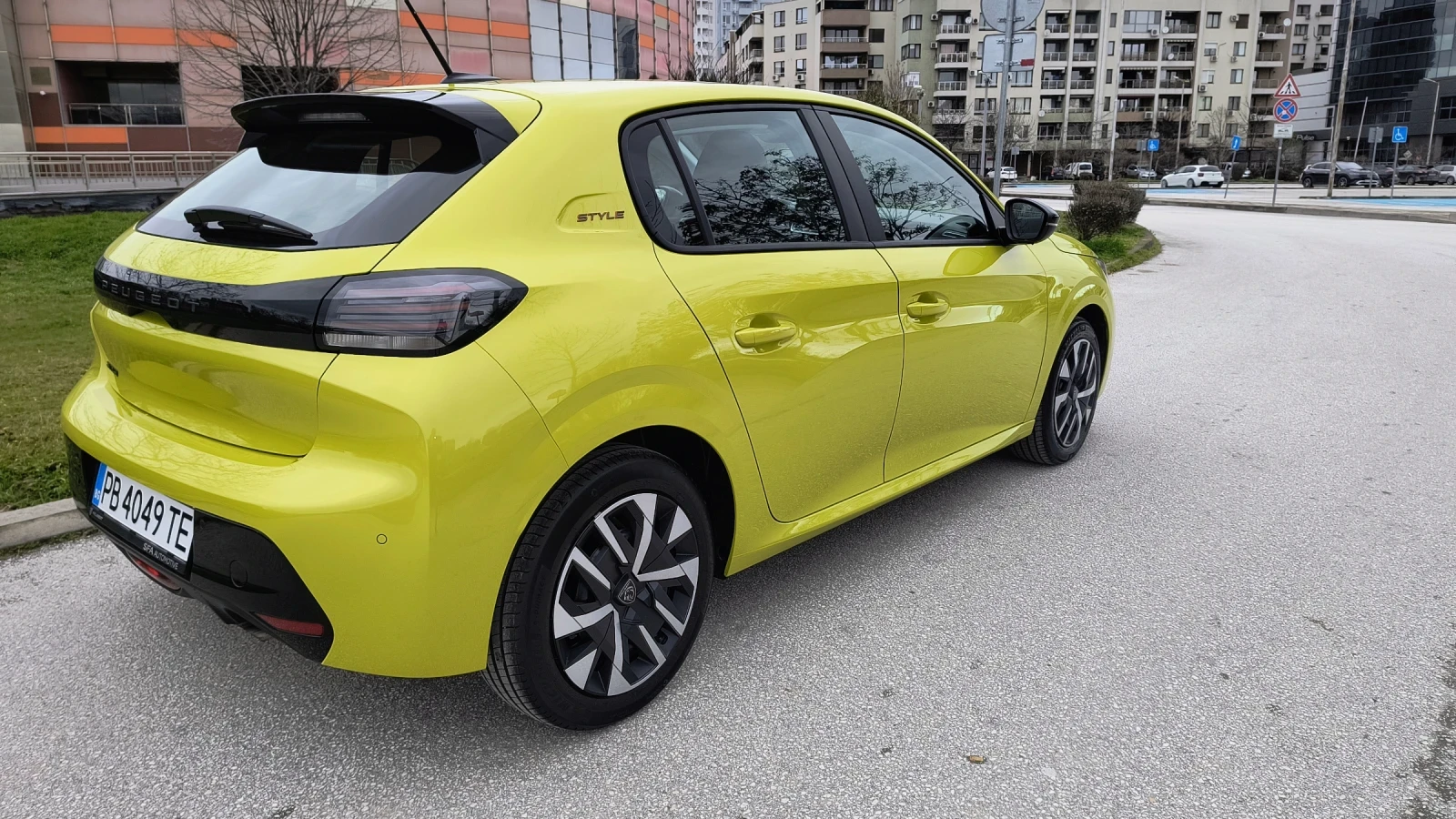 Peugeot 208 STYLE -ГАРАНЦИЯ -1190км.-КЛИП-НОВ-НОВ-НОВ, снимка 2 - Автомобили и джипове - 53942982