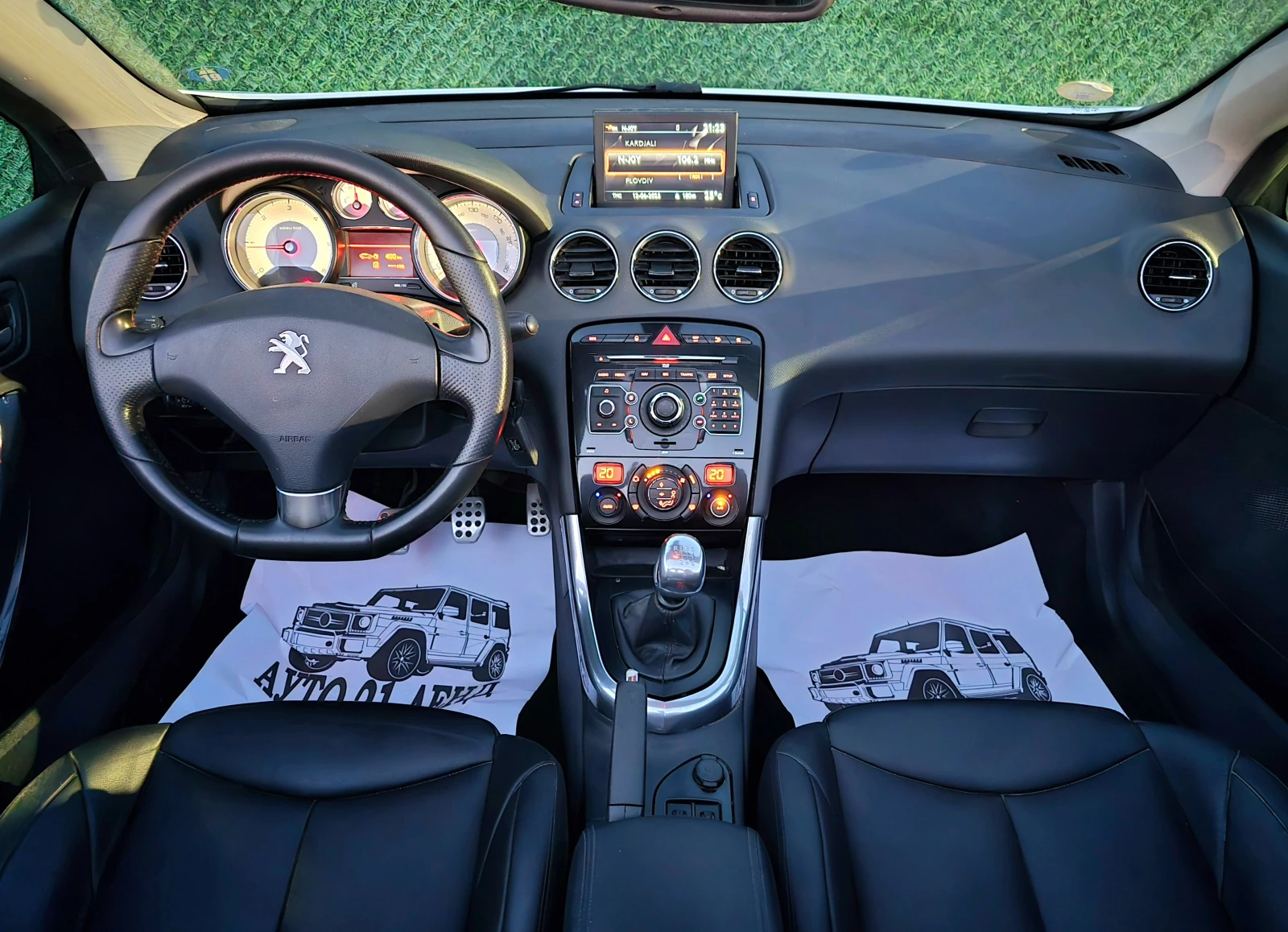 Peugeot 308 2.0HDI* 163кс* КАБРИО* КАЖА* НАВИ* , снимка 13 - Автомобили и джипове - 54429220