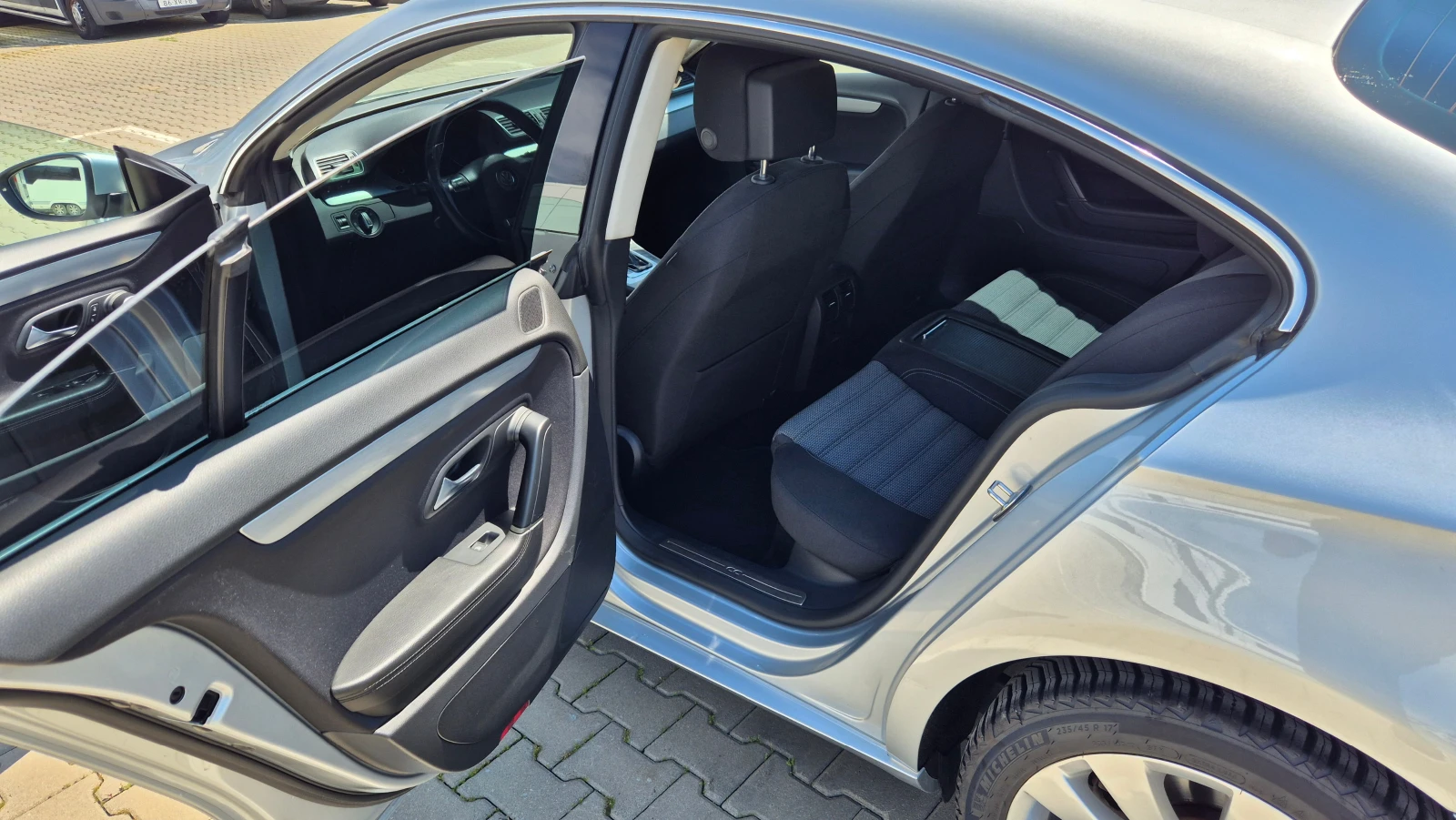 VW CC Sport, снимка 10 - Автомобили и джипове - 54945445