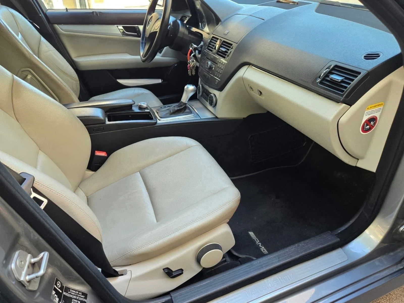 Mercedes-Benz C 320 C320cdi 4Matic AMG Optik , снимка 10 - Автомобили и джипове - 54974685