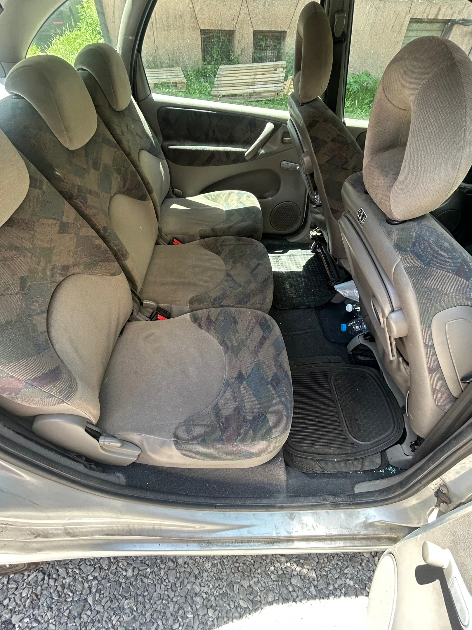 Citroen Xsara picasso 2.0 hdi, снимка 8 - Автомобили и джипове - 54987537
