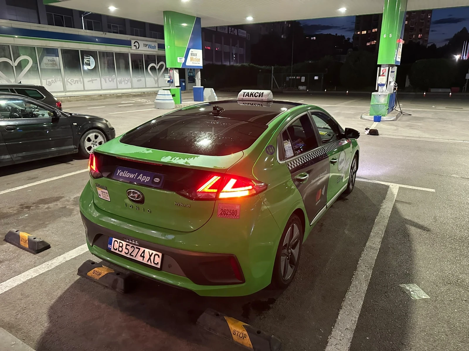 Hyundai Ioniq 143000 км / лизинг / car play, снимка 2 - Автомобили и джипове - 55003903