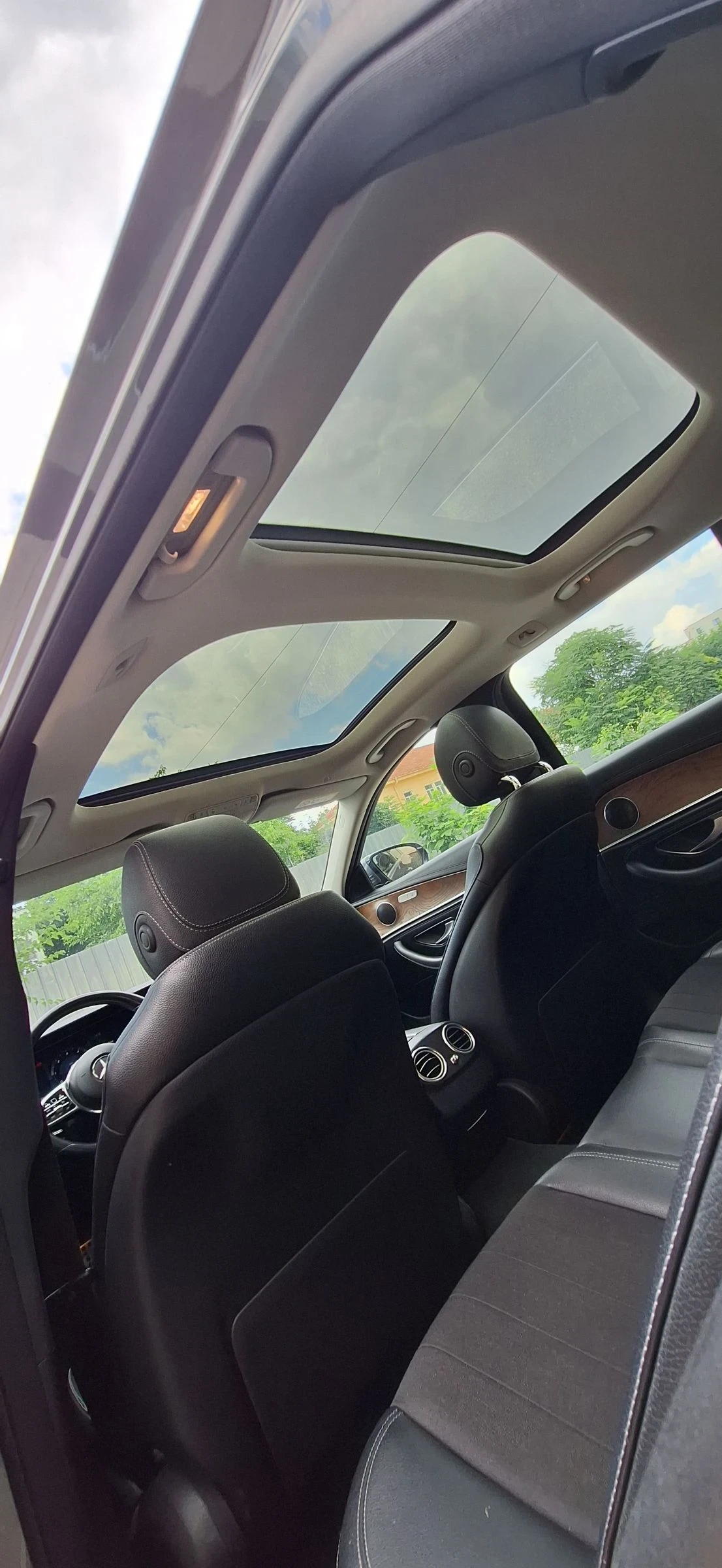 Mercedes-Benz E 220 All terrain панорама , снимка 5 - Автомобили и джипове - 55071840