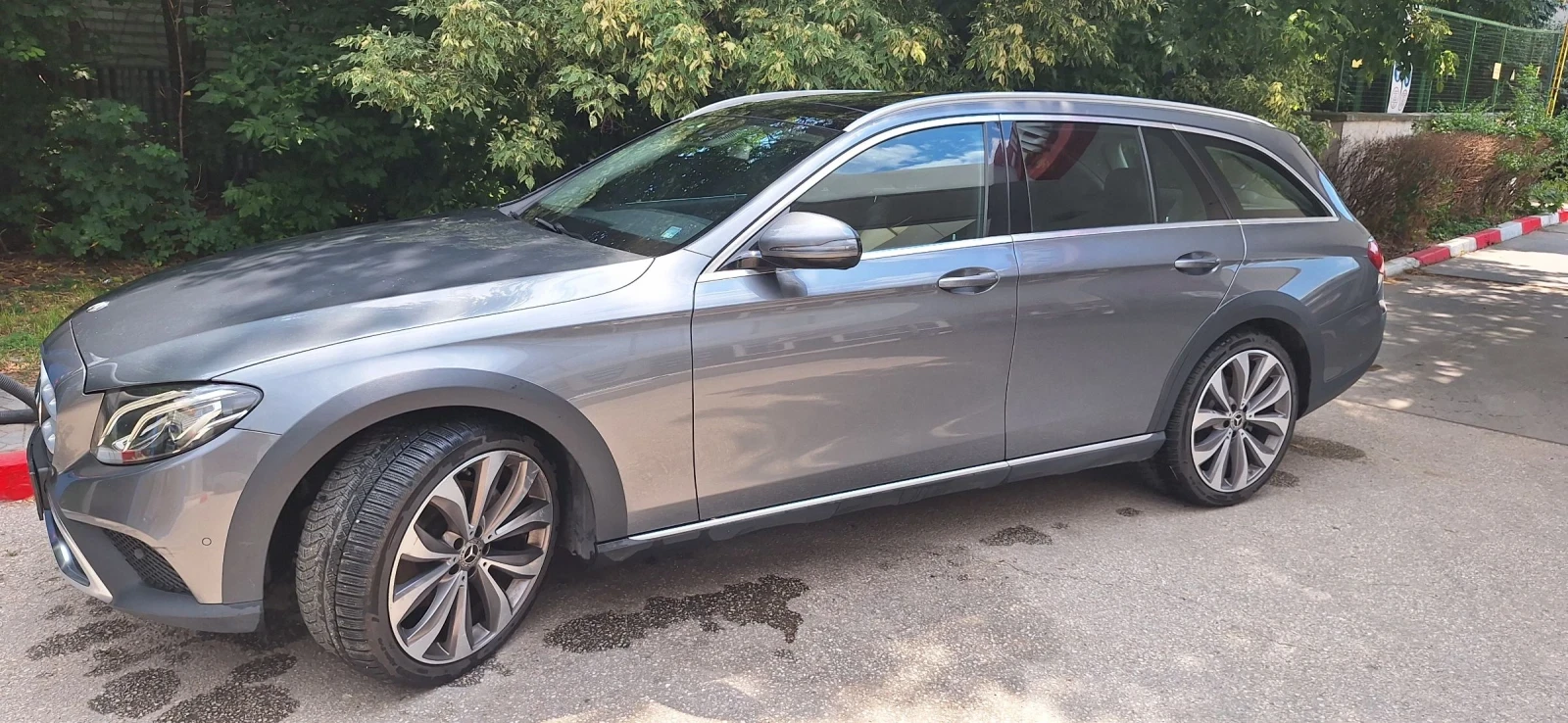 Mercedes-Benz E 220 All terrain панорама , снимка 15 - Автомобили и джипове - 55071840