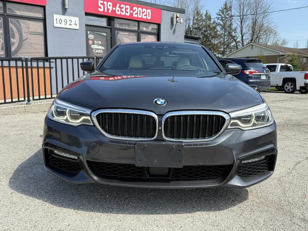 BMW 530 i xDrive* M SPORT* HARMAN KARDON* DISTRONIC* 360* , снимка 2 - Автомобили и джипове - 55284430