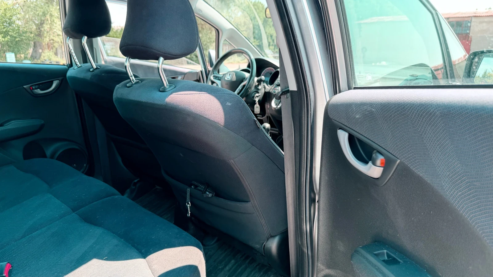 Honda Jazz 1.4 VTEC, снимка 9 - Автомобили и джипове - 55342545