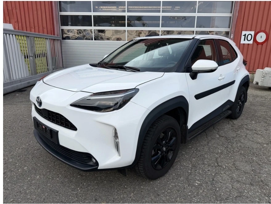 Toyota Yaris Cross AWD НА ЧАСТИ, снимка 3 - Автомобили и джипове - 55548497