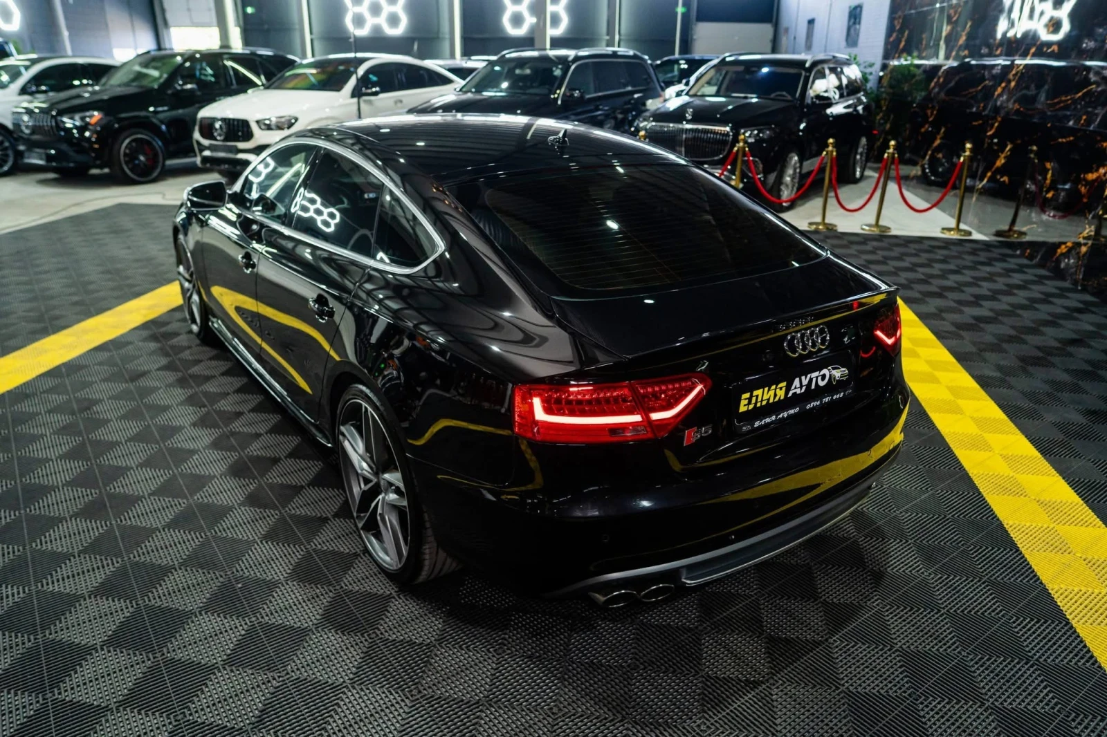 Audi S5 QUATTRO FACELIFT LED CARBON B&O ЛИЗИНГ 100%, снимка 9 - Автомобили и джипове - 56194946