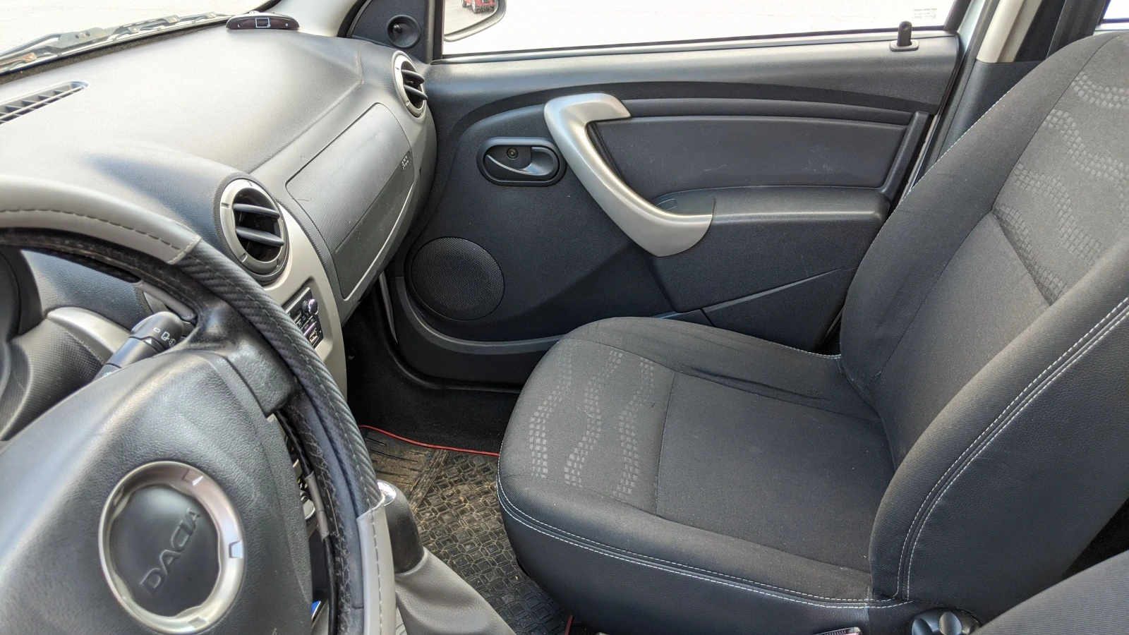 Dacia Sandero STEPWAY газ, снимка 8 - Автомобили и джипове - 56264632