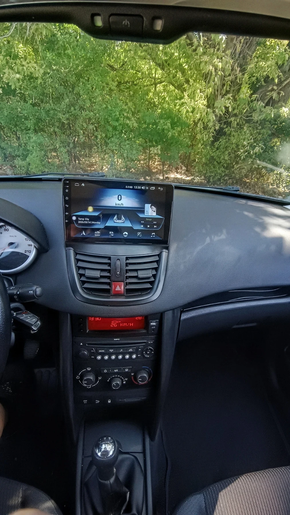 Peugeot 207 1.4 LPG Face, снимка 6 - Автомобили и джипове - 56332594