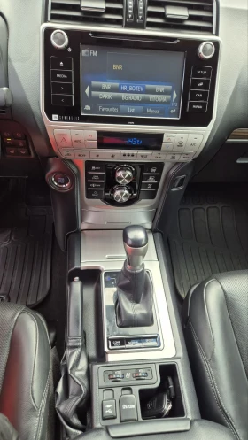 Toyota Land cruiser 150, снимка 15