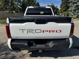 Toyota Tundra * Limited Hybrid * CARFAX * , снимка 4