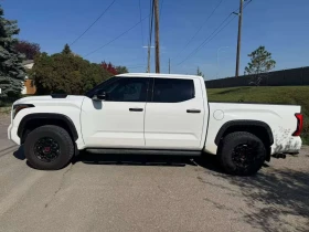 Toyota Tundra * Limited Hybrid * CARFAX * , снимка 2
