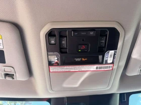 Toyota Tundra * Limited Hybrid * CARFAX * , снимка 16