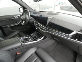 BMW X7 40i / M SPORT PRO/ HUD/ PANO/ SOFT CLOSE/ 7 SEATS  - 70980 € / 138824.81 лв. - 34567186 13