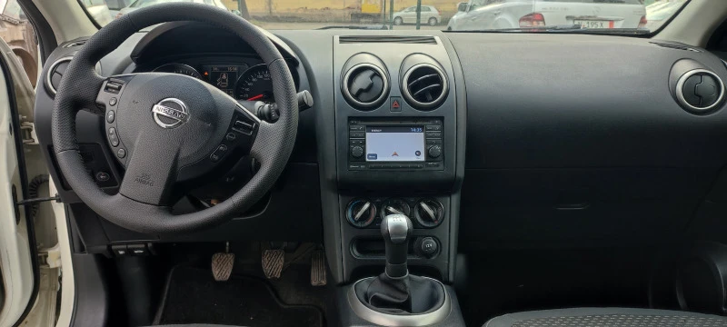 Nissan Qashqai 1, 6 БЕНЗ/ГАЗ/НАВИГ/5В, снимка 15 - Автомобили и джипове - 44620298