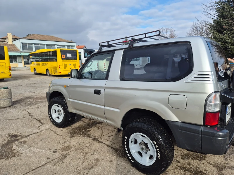 Toyota Land cruiser 163 кс., снимка 3 - Автомобили и джипове - 49033929