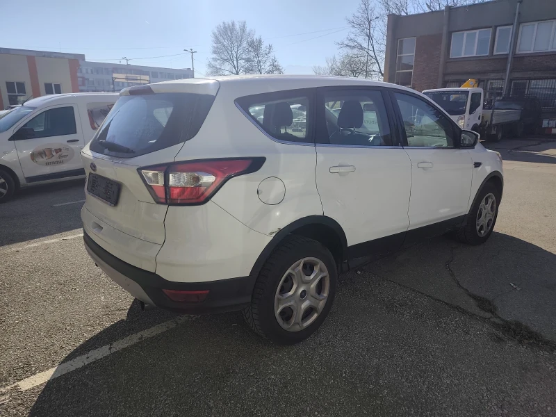 Ford Kuga 1.5d , снимка 6 - Автомобили и джипове - 52425702