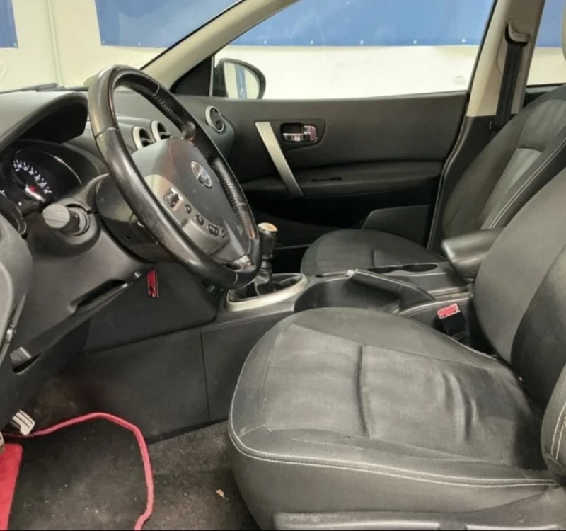 Nissan Qashqai 1.5dCi N-TEC* Panorama* Key Less* Camera* , снимка 3 - Автомобили и джипове - 52676782