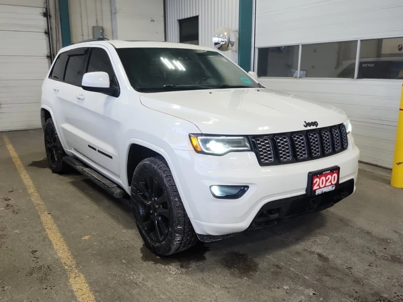 Jeep Grand cherokee 2020 ALTITUDE * CARFAX * БЕЗ ПЪРВОНАЧАЛНА ВНОСКА, снимка 2 - Автомобили и джипове - 52943586