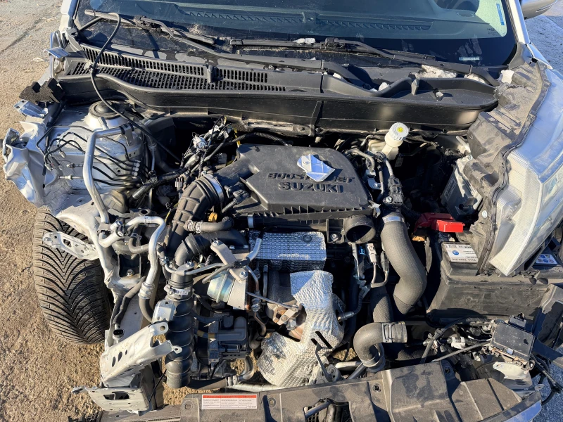 Suzuki Vitara 1.4Т Hybrid, снимка 14 - Автомобили и джипове - 53139489