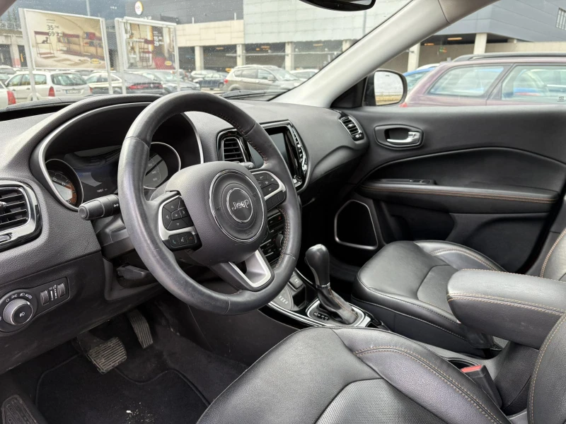 Jeep Compass Limited, снимка 8 - Автомобили и джипове - 53294708