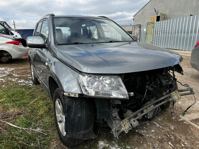 Suzuki Grand vitara 1.9DDiS, снимка 5 - Автомобили и джипове - 35487041