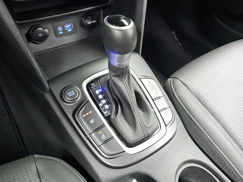 Hyundai Kona 1.6, снимка 9 - Автомобили и джипове - 54639988