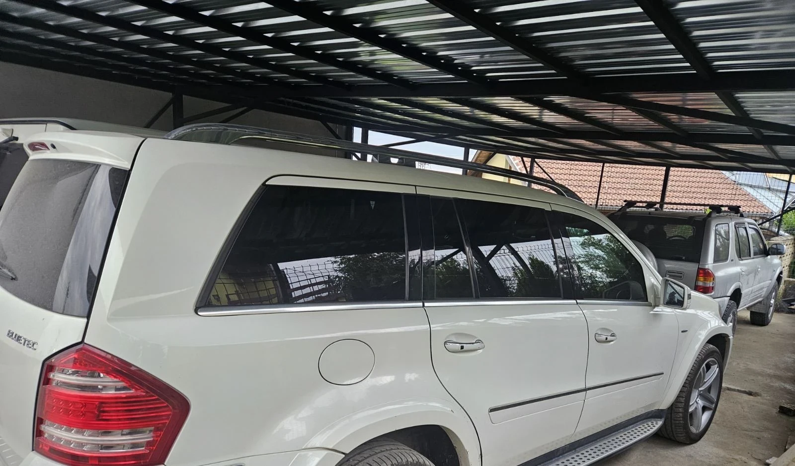 Mercedes-Benz GL 350  - изображение 6