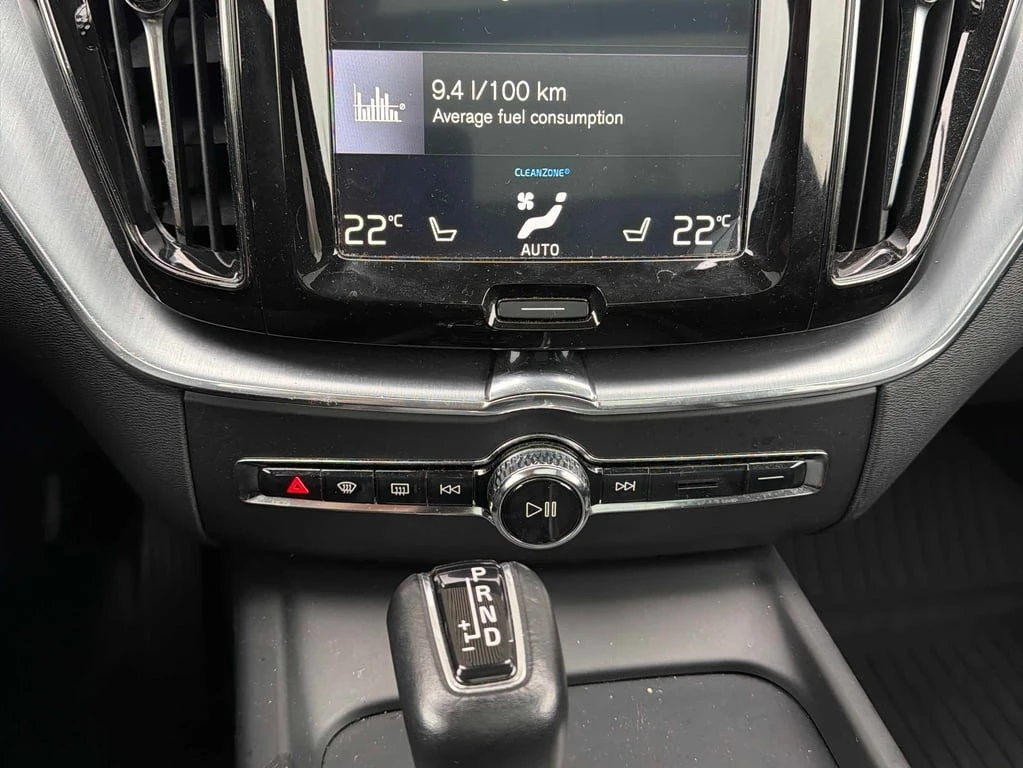 Volvo XC60 * Momentum * CARFAX *    | Mobile.bg   9