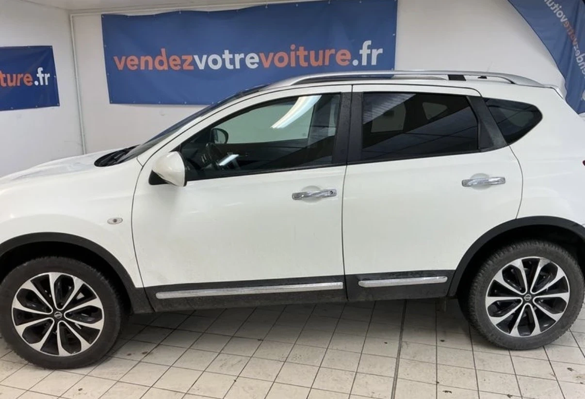 Nissan Qashqai 1.5dCi N-TEC* Panorama* Key Less* Camera*  - изображение 9