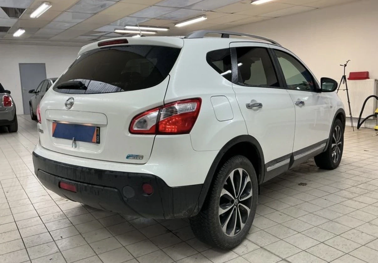 Nissan Qashqai 1.5dCi N-TEC* Panorama* Key Less* Camera*  - изображение 10