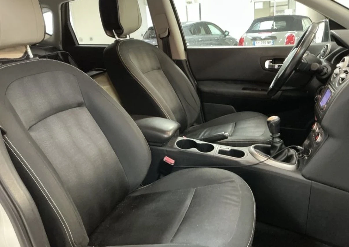 Nissan Qashqai 1.5dCi N-TEC* Panorama* Key Less* Camera*  - изображение 4