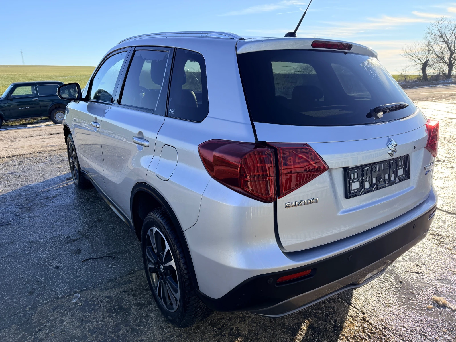 Suzuki Vitara 1.4Т Hybrid - изображение 6