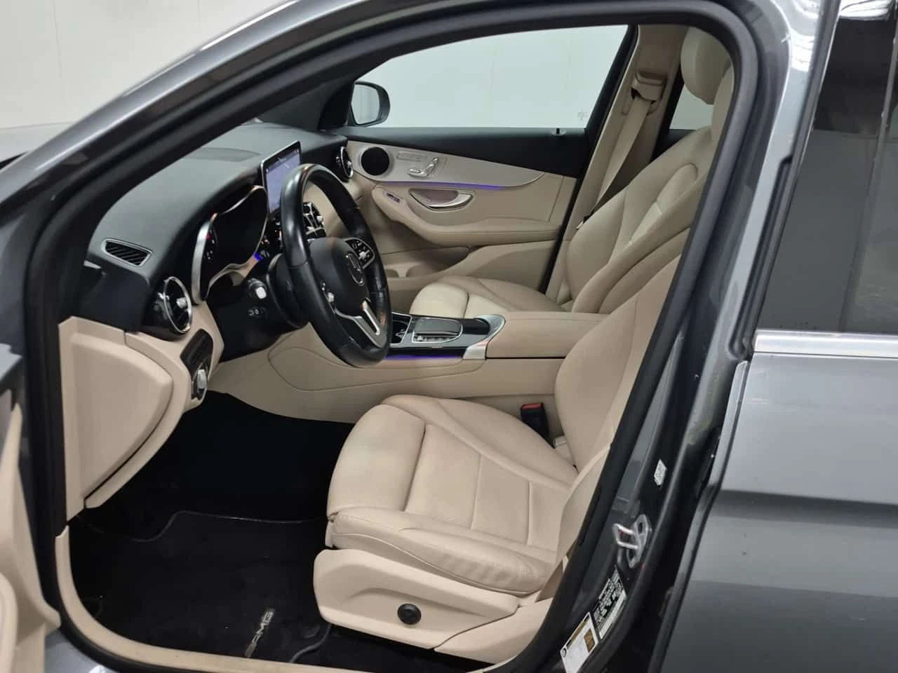 Mercedes-Benz GLC 300 * CARFAX * БЕЗ ПЪРВОНАЧАЛНА ВНОСКА, снимка 5 - Автомобили и джипове - 55404486