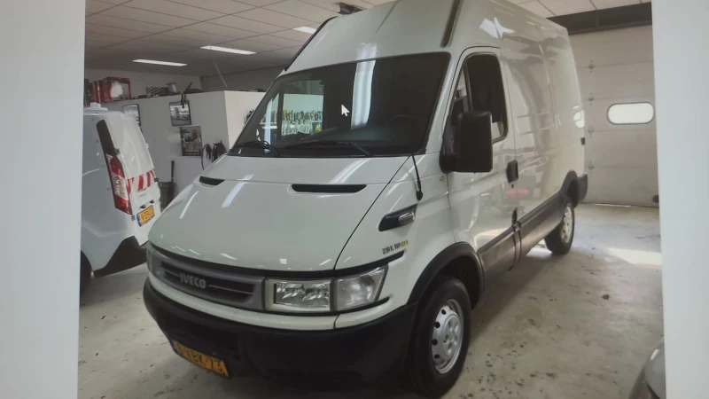 Iveco Daily, снимка 1 - Бусове и автобуси - 48965614