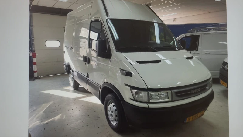 Iveco Daily, снимка 2 - Бусове и автобуси - 48965614