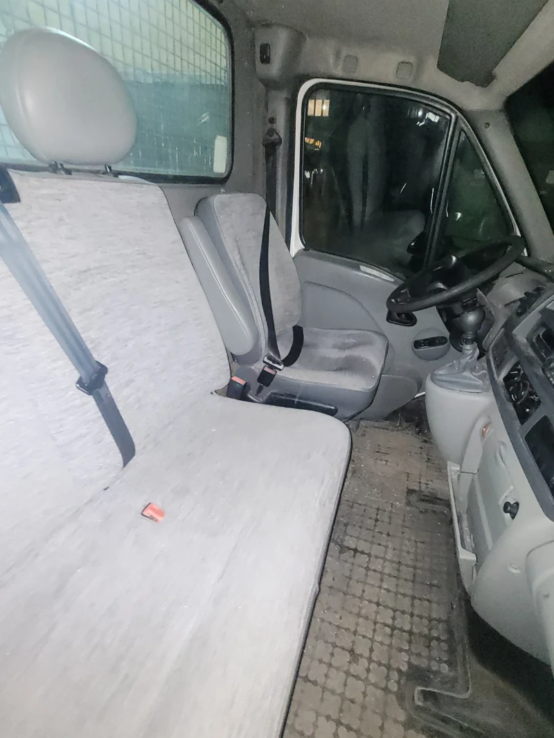 Renault Master 2.5 dci 120 k, снимка 6 - Бусове и автобуси - 52997818