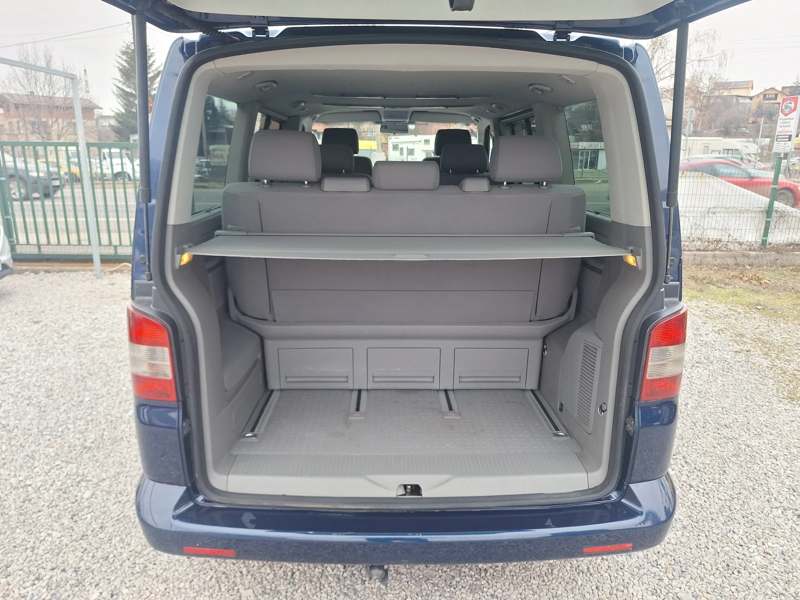 VW Multivan 2.5tdi 131ks 4x4 7 Mesta Klima! - изображение 9