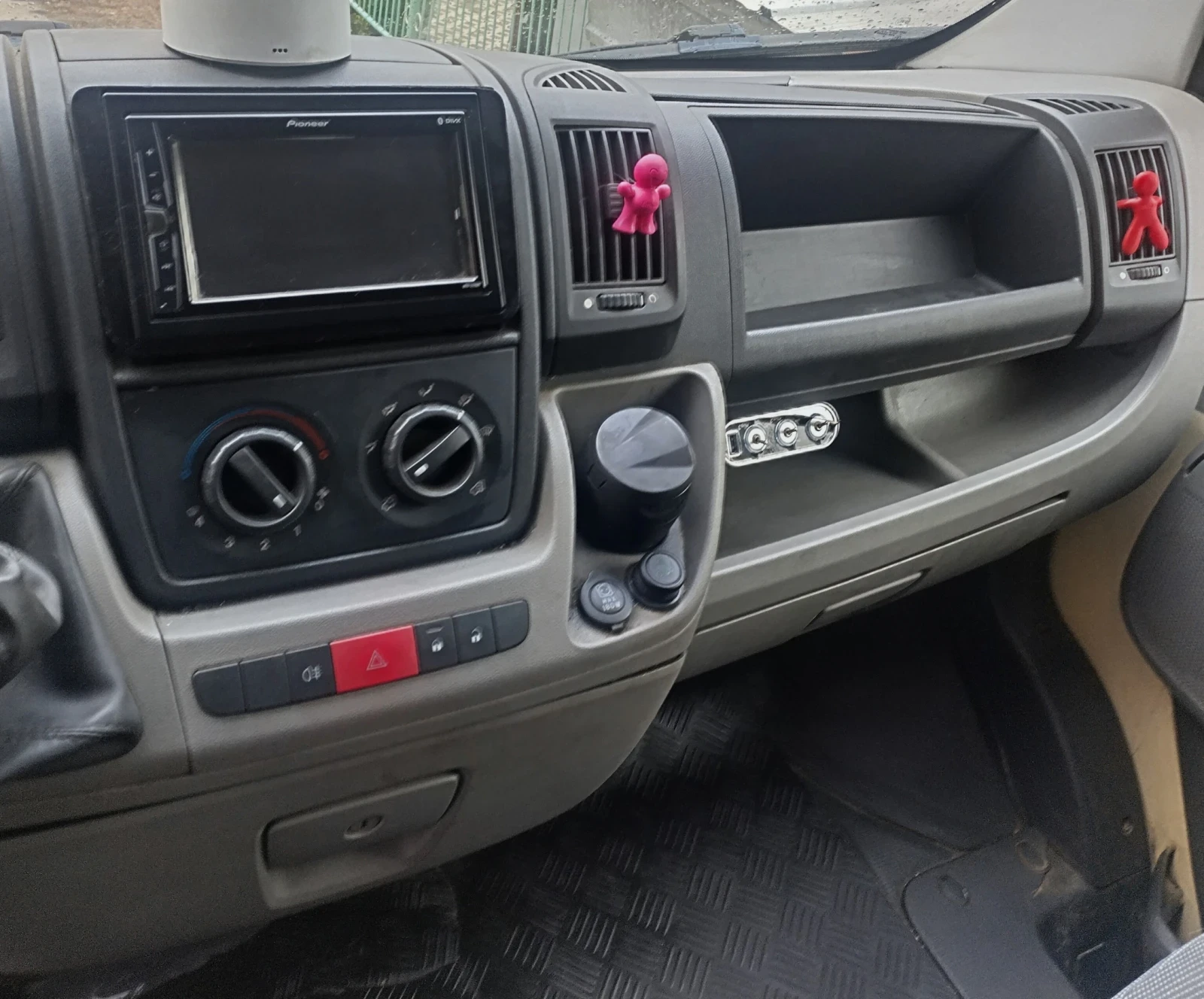 Peugeot Boxer, снимка 6 - Бусове и автобуси - 56730823