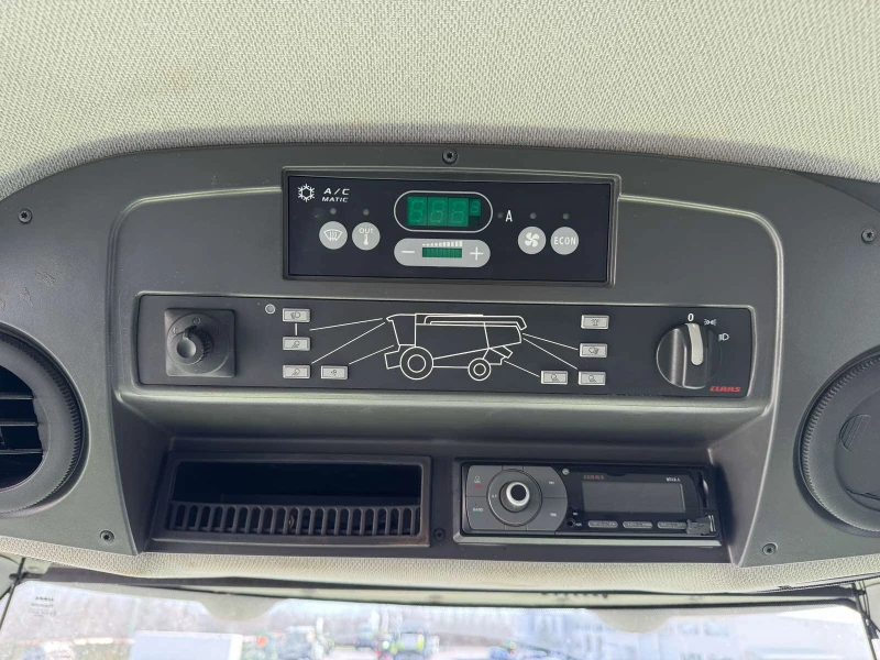 Комбайн Claas Lexion 650, снимка 6 - Селскостопанска техника - 53559751