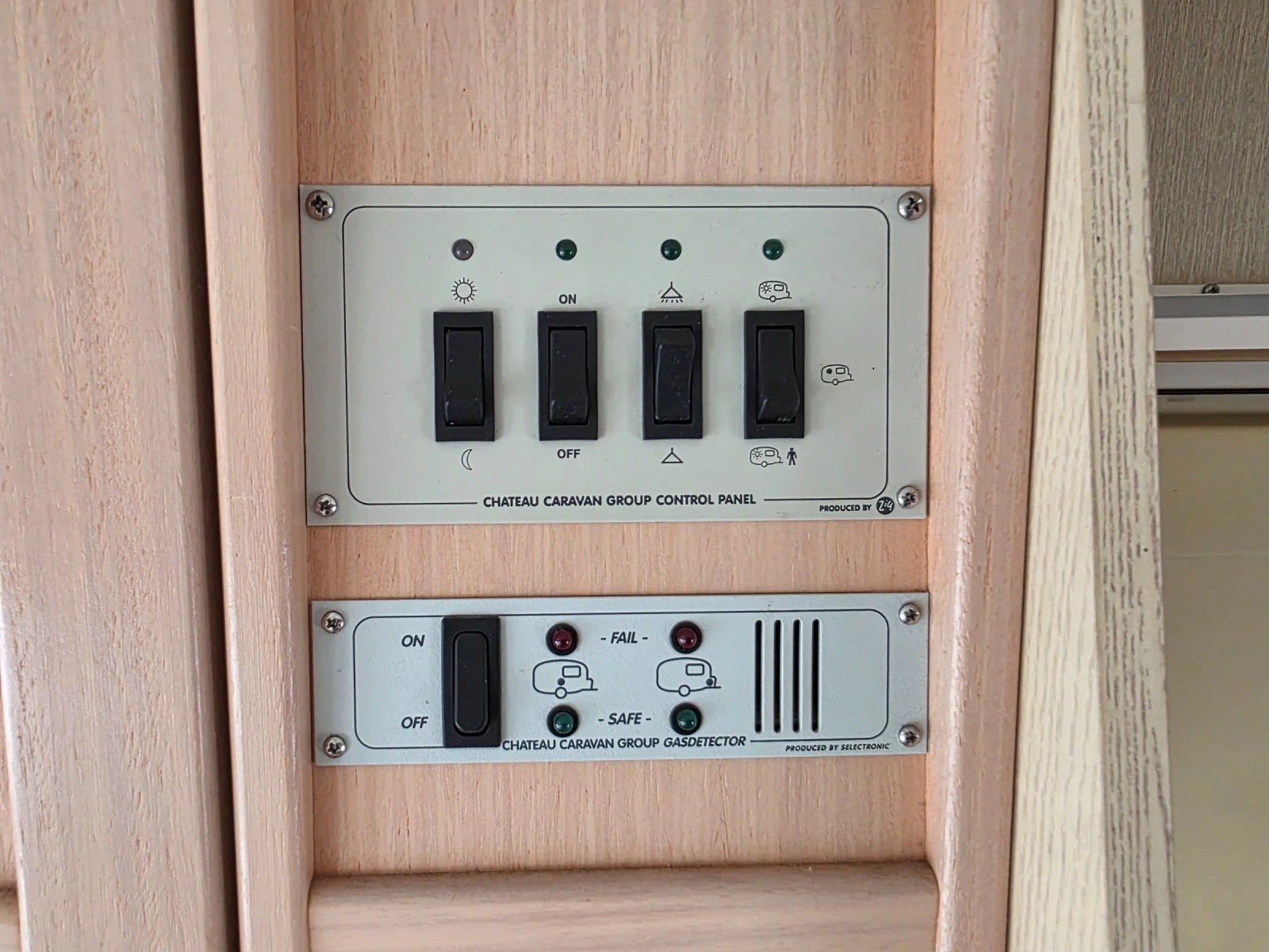 Каравана ABI HOME CAR 395, снимка 14 - Каравани и кемпери - 53716063