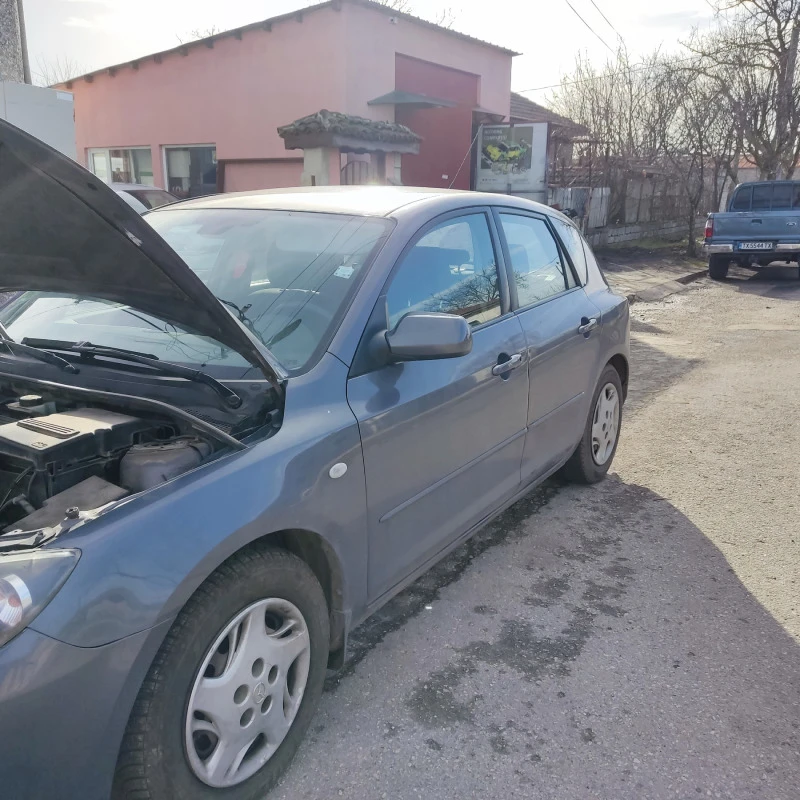 Mazda 3, снимка 12 - Автомобили и джипове - 46017630