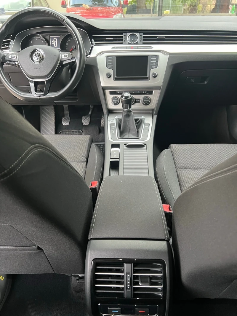 VW Passat 4х4 2, 0 TDI нов внос Австрия, снимка 7 - Автомобили и джипове - 47369943