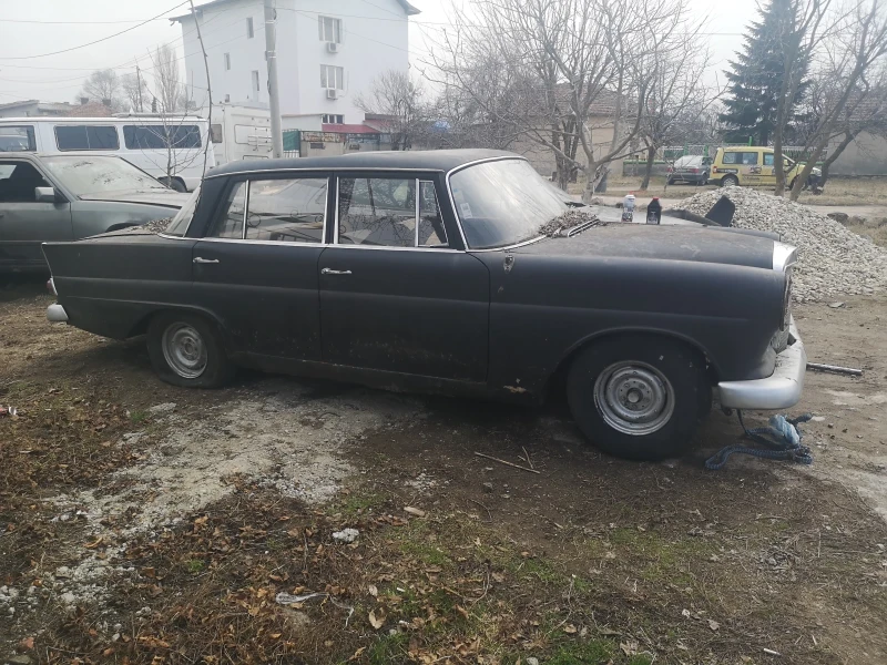 Mercedes-Benz 110 2.0 Бензин , снимка 1 - Автомобили и джипове - 49239468